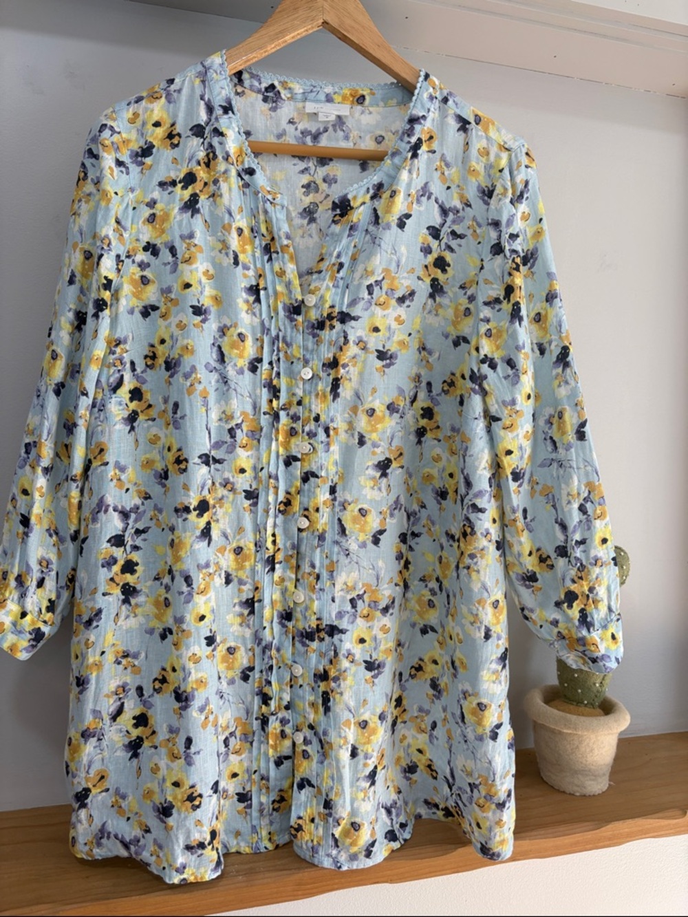 J. Jill Love Linen Floral Blouse, Size M - Picture 2 of 16